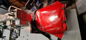 Réparation sac de canyoning machine à coudre